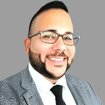 Omar_Headshot-removebg-preview